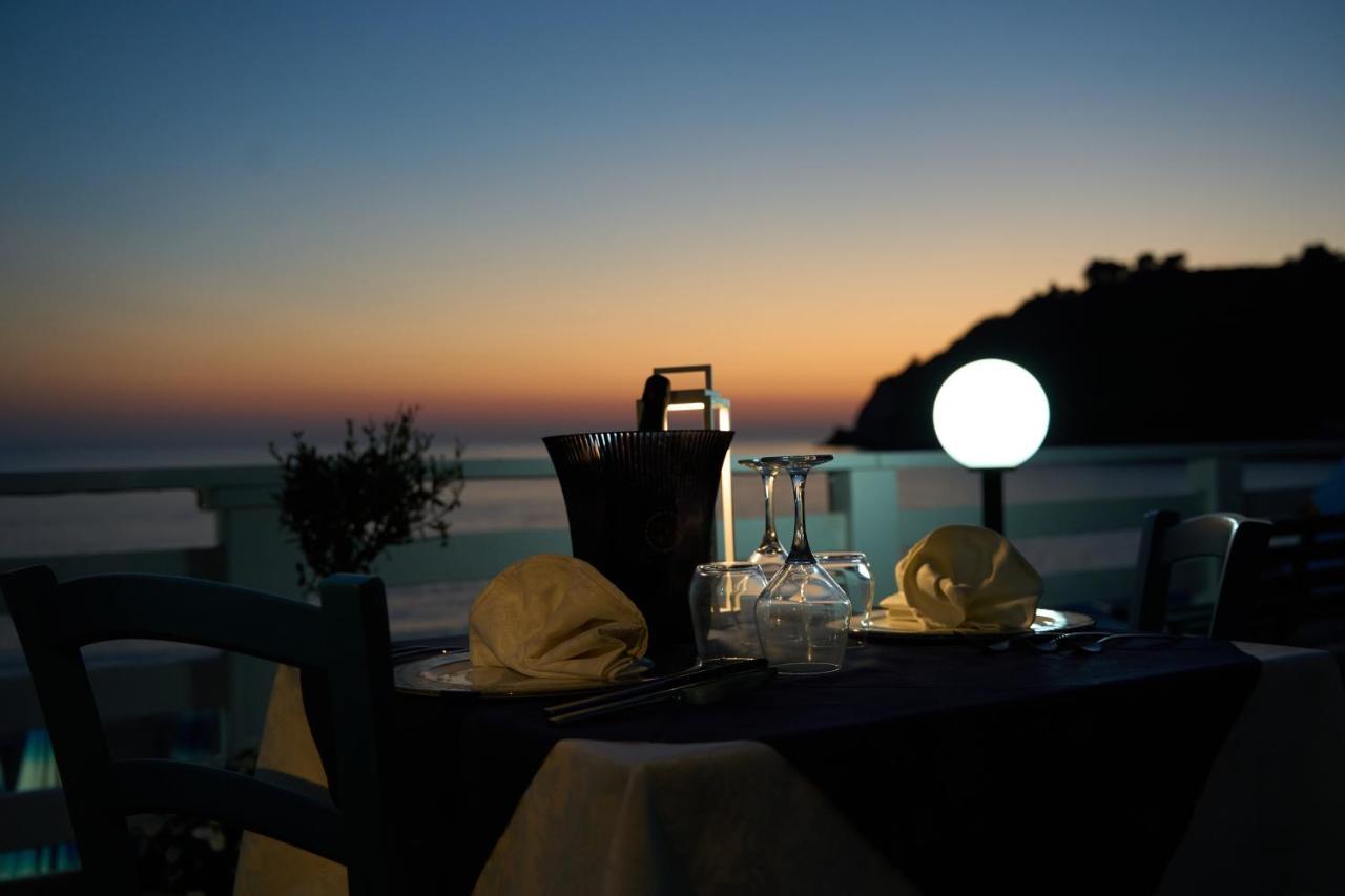 Villaggio Santa Maria Capo Vaticano Esterno foto