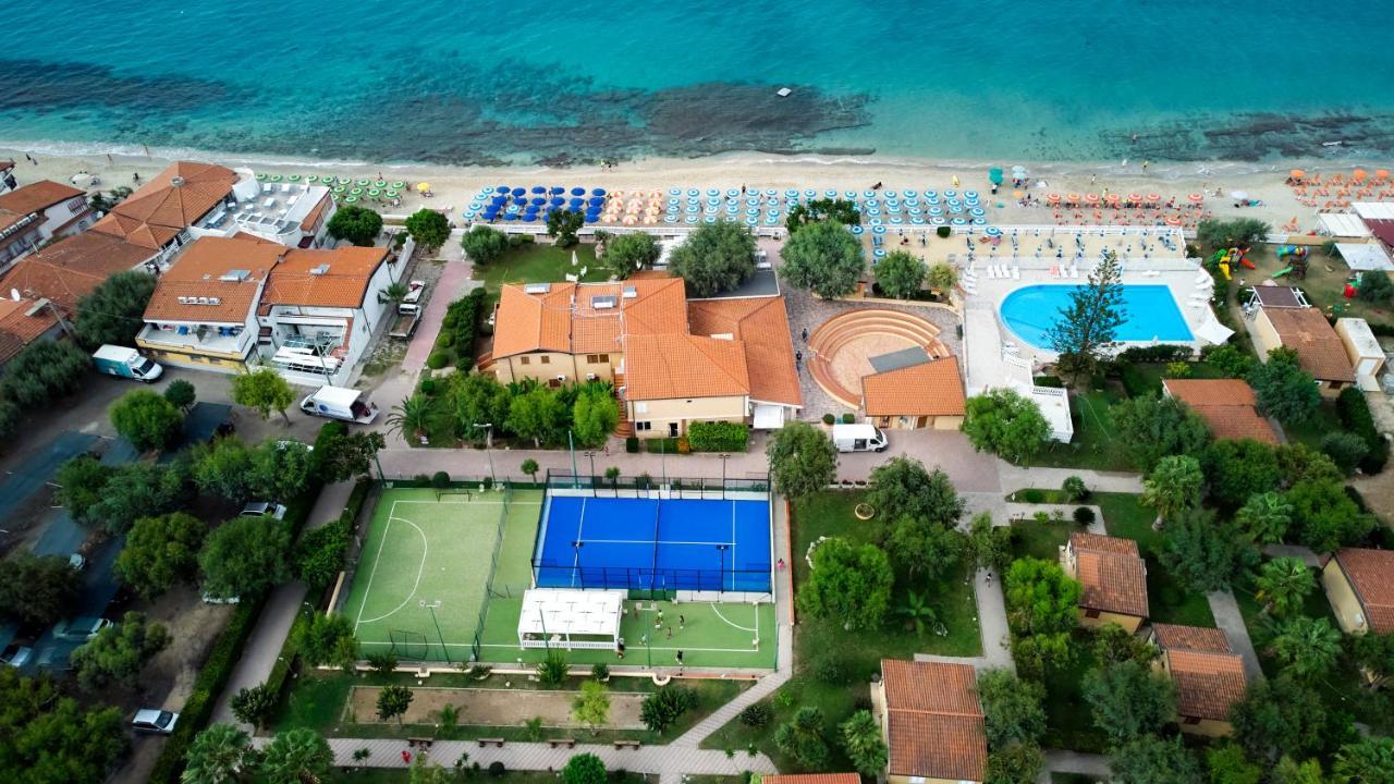 Villaggio Santa Maria Capo Vaticano Esterno foto