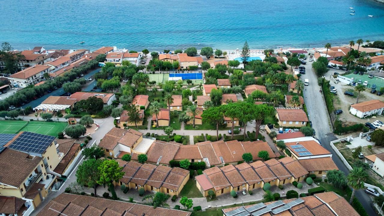Villaggio Santa Maria Capo Vaticano Esterno foto