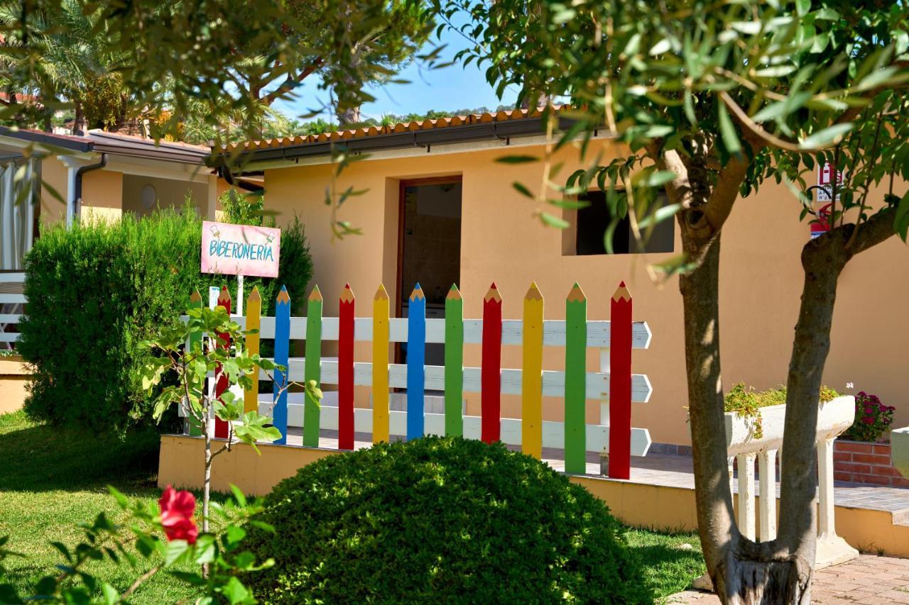 Villaggio Santa Maria Capo Vaticano Esterno foto