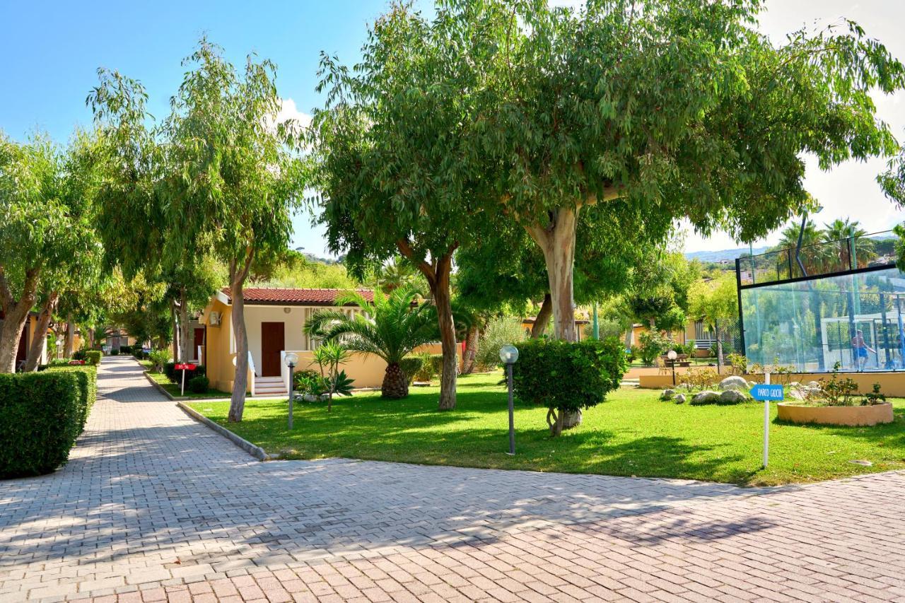Villaggio Santa Maria Capo Vaticano Esterno foto