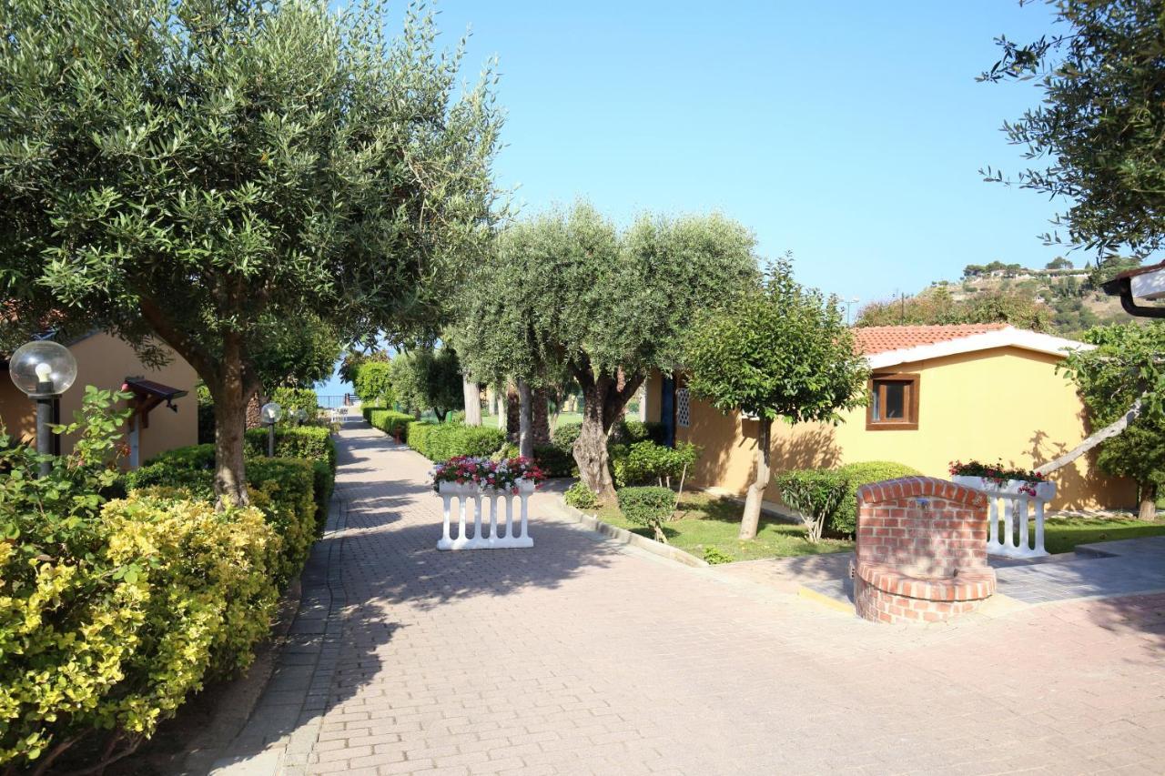 Villaggio Santa Maria Capo Vaticano Esterno foto